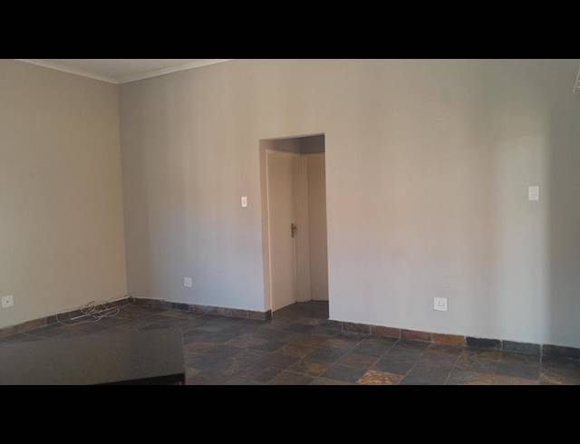 2 BEDROOM TOWNHOUSE FOR SALE IN BENDOR